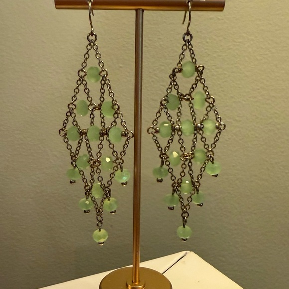 Vintage Y2K Lee Angel Silver Green Beaded Chandelier 3” Drop Earrings - Picture 7 of 8